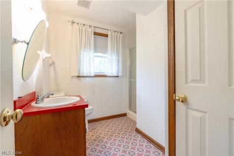 8142 Walter Street NW Massillon OH 44646