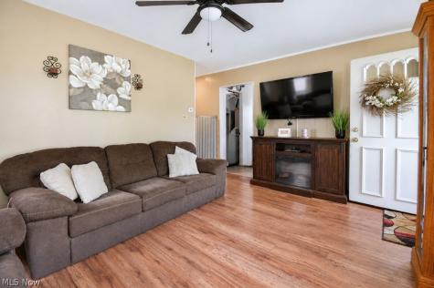 4738 Belle Meadow Road Mentor OH 44060