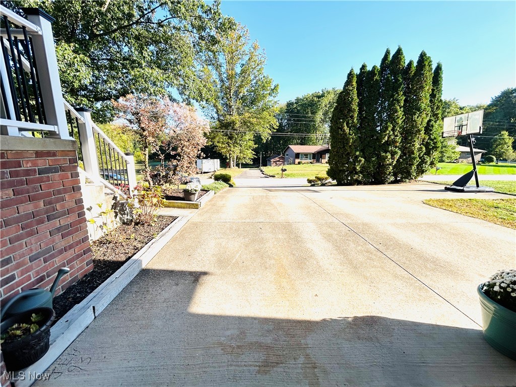 111 Magua Drive Akron OH 44319