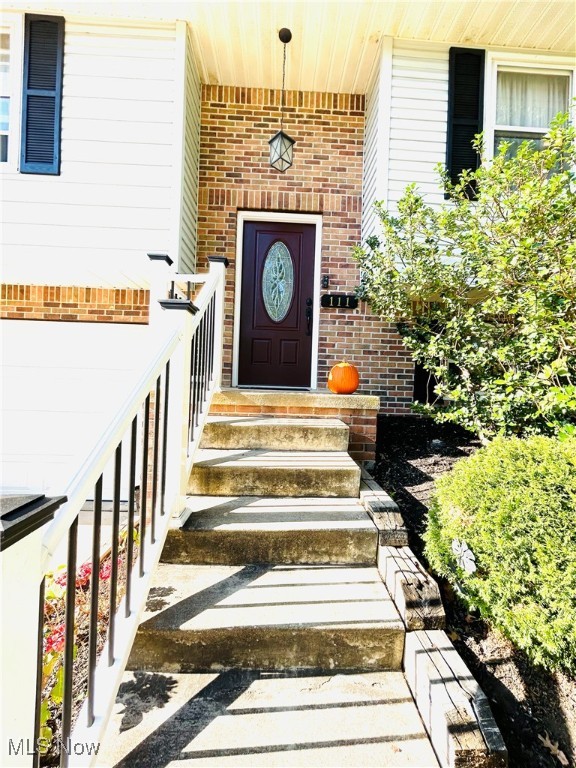 111 Magua Drive Akron OH 44319