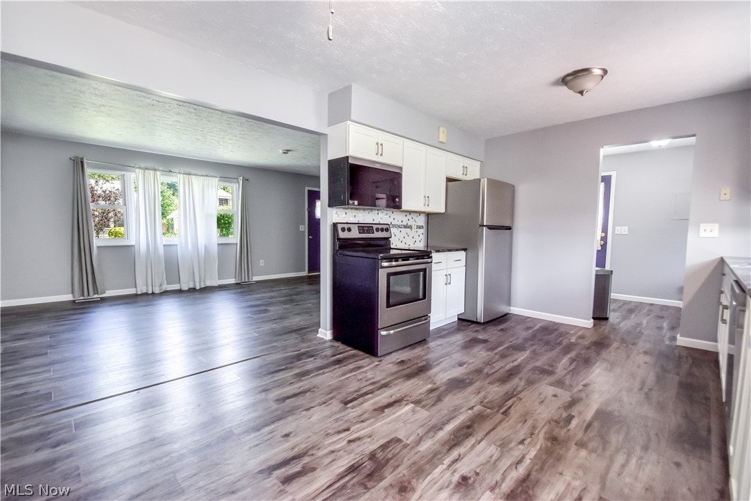 682 Iroquois Trail Willoughby OH 44094