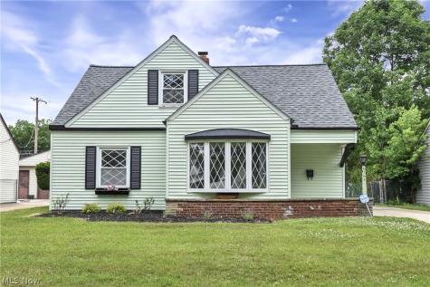 6768 Beresford Avenue Parma Heights OH 44130