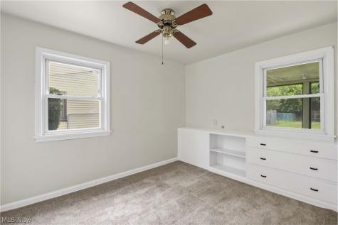 6768 Beresford Avenue Parma Heights OH 44130