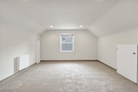 6768 Beresford Avenue Parma Heights OH 44130