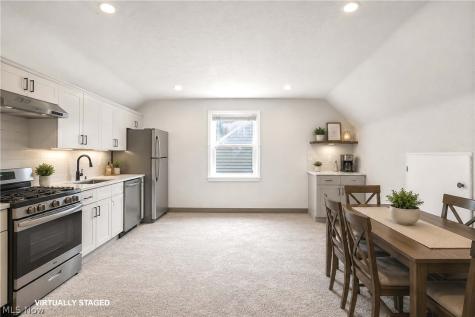 6768 Beresford Avenue Parma Heights OH 44130