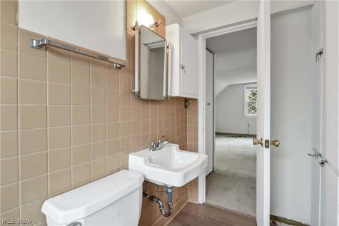 6768 Beresford Avenue Parma Heights OH 44130