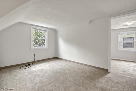 6768 Beresford Avenue Parma Heights OH 44130