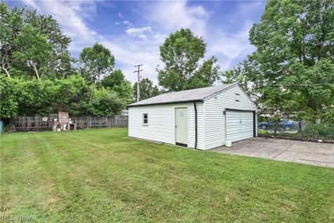 6768 Beresford Avenue Parma Heights OH 44130