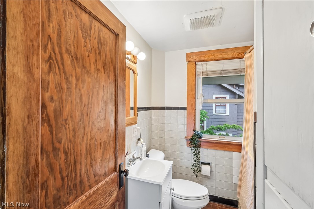 537 Rockwell Street Kent OH 44240
