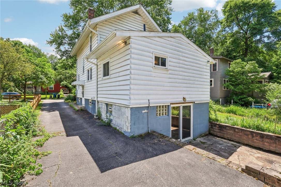 537 Rockwell Street Kent OH 44240