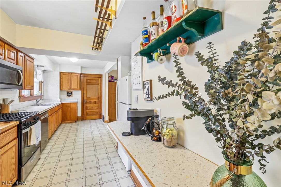 537 Rockwell Street Kent OH 44240