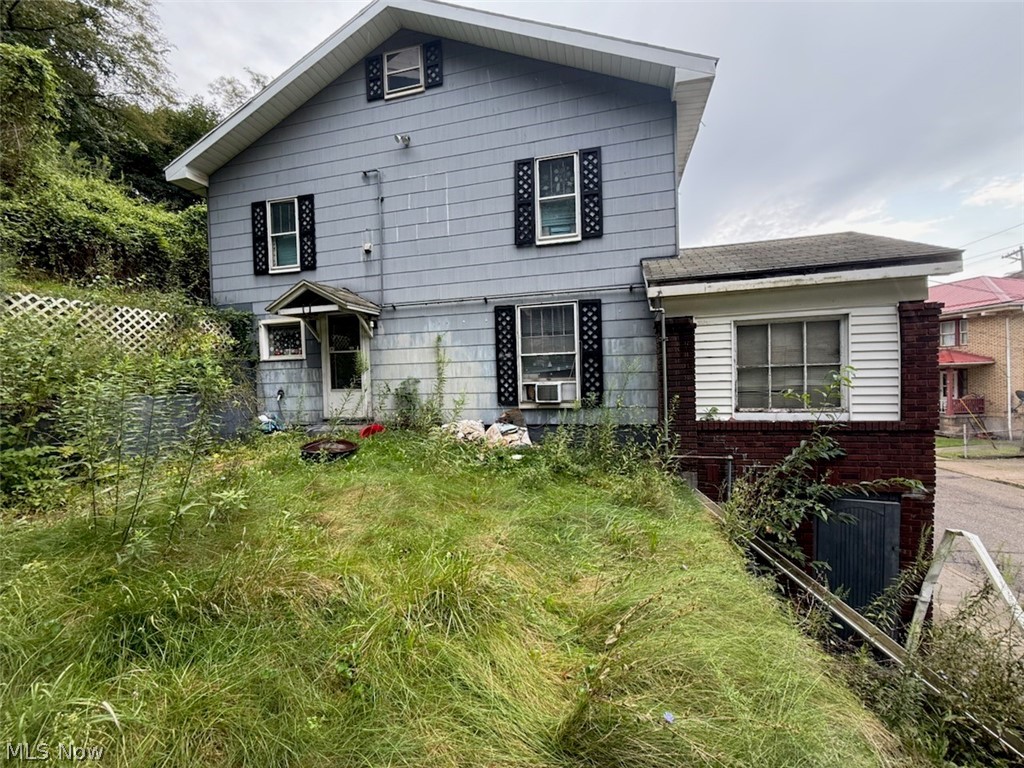 229 Mclister Avenue Mingo Junction OH 43938