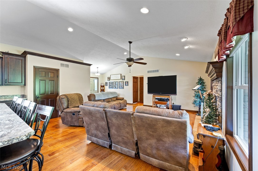3788 Deerfield Avenue NW North Lawrence OH 44666