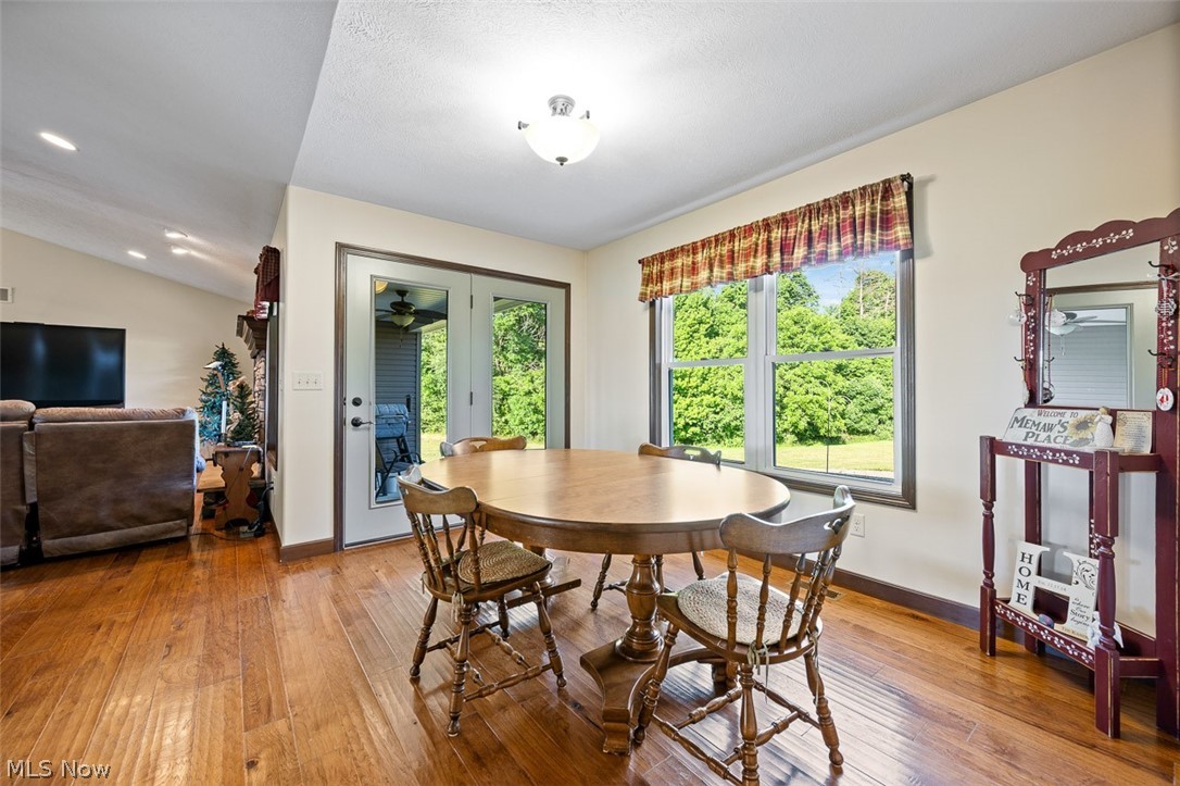 3788 Deerfield Avenue NW North Lawrence OH 44666