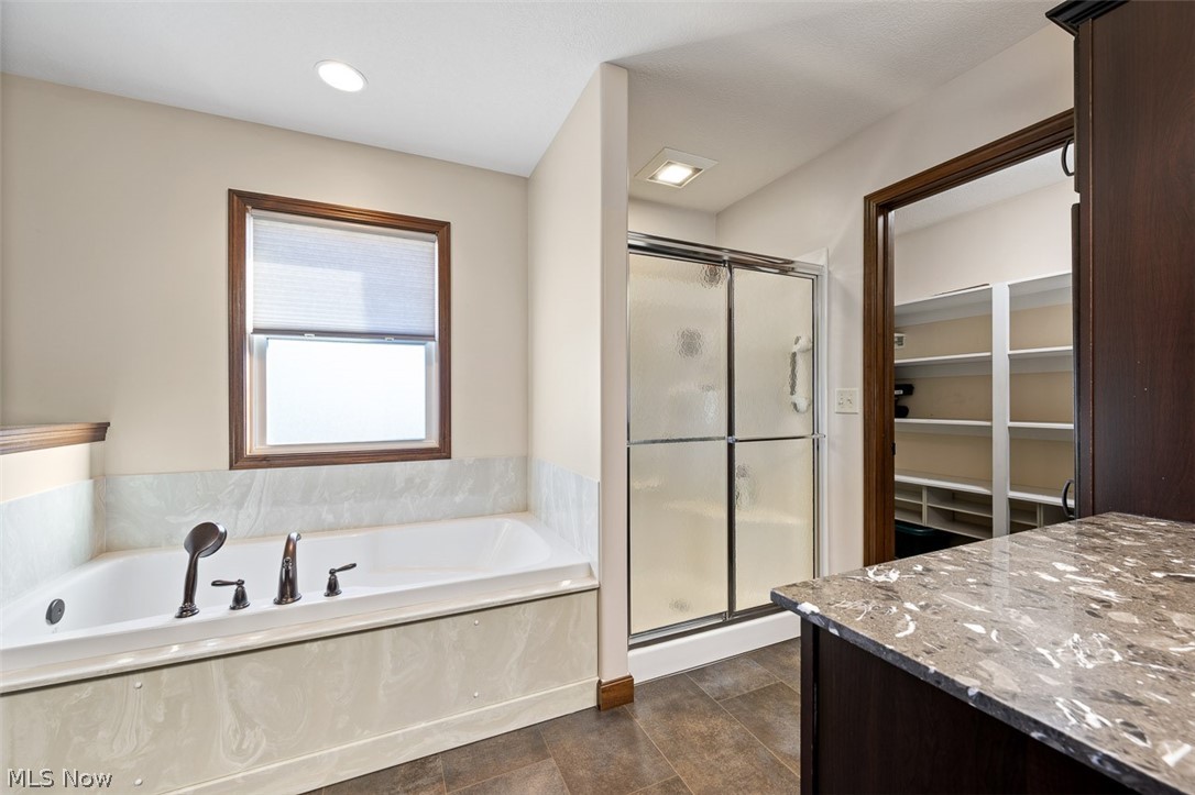 3788 Deerfield Avenue NW North Lawrence OH 44666