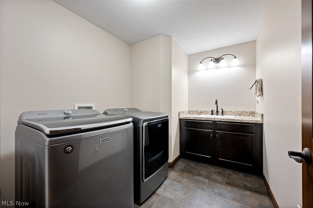 3788 Deerfield Avenue NW North Lawrence OH 44666