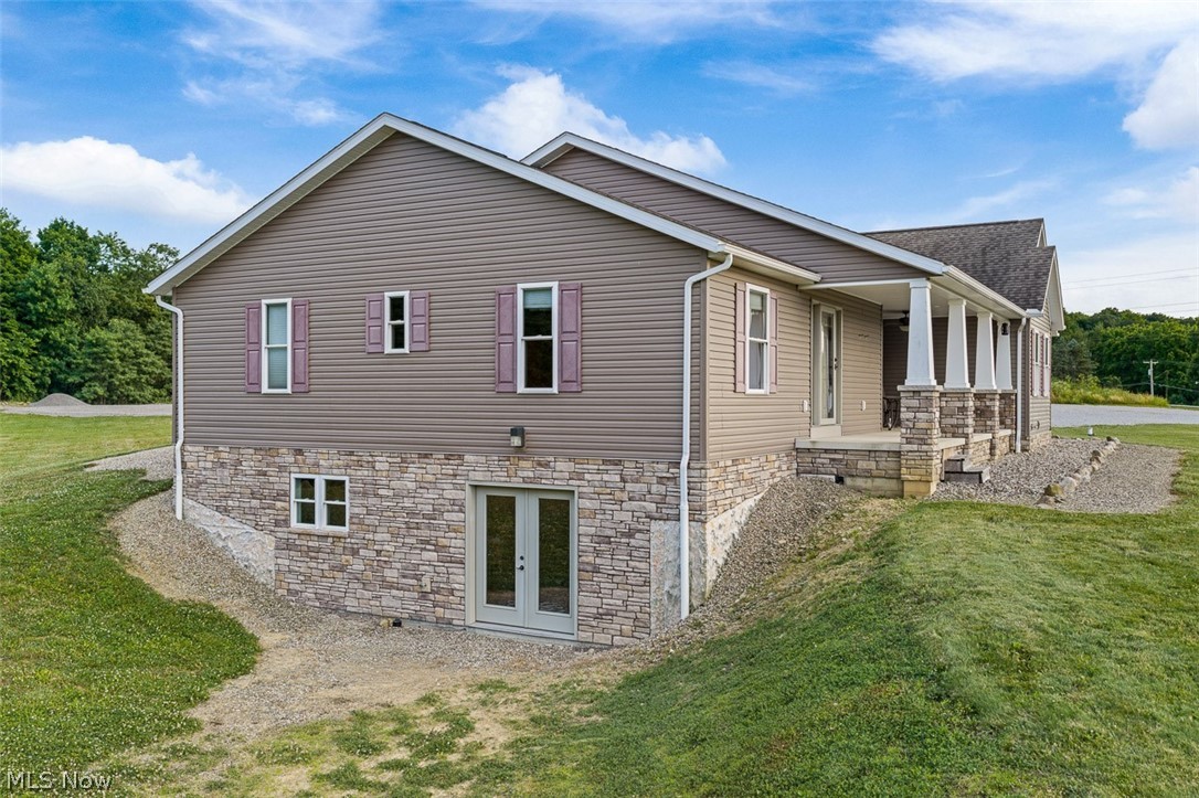 3788 Deerfield Avenue NW North Lawrence OH 44666