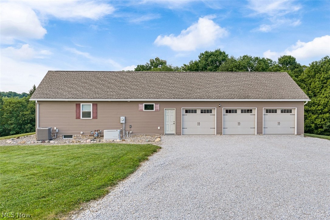 3788 Deerfield Avenue NW North Lawrence OH 44666