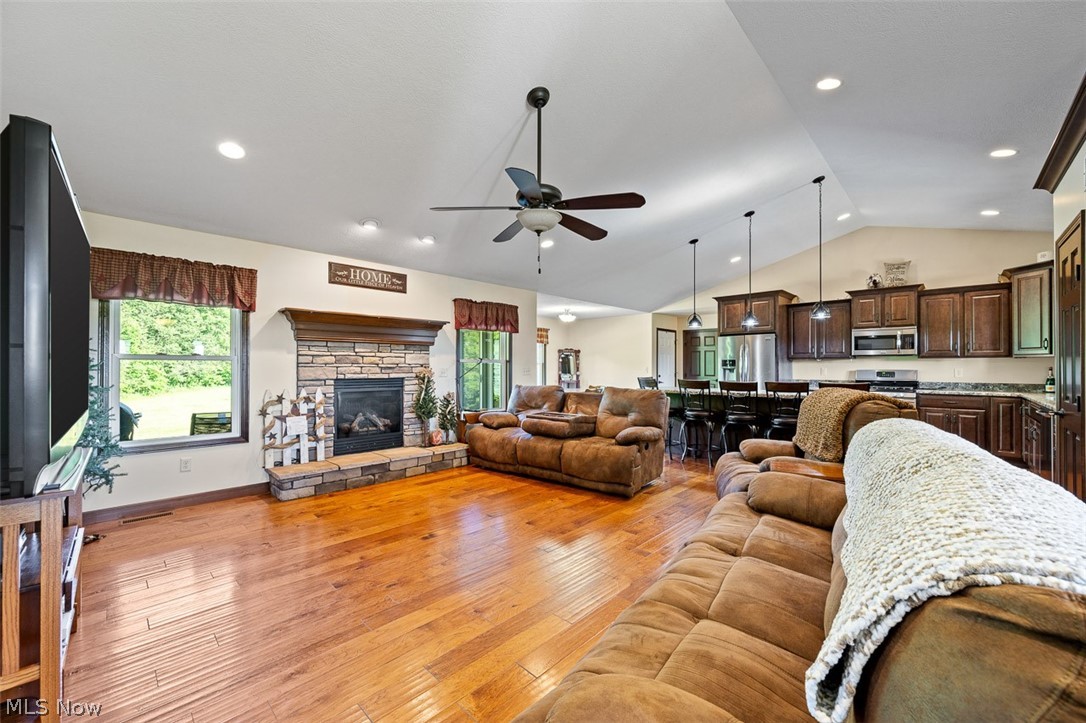 3788 Deerfield Avenue NW North Lawrence OH 44666
