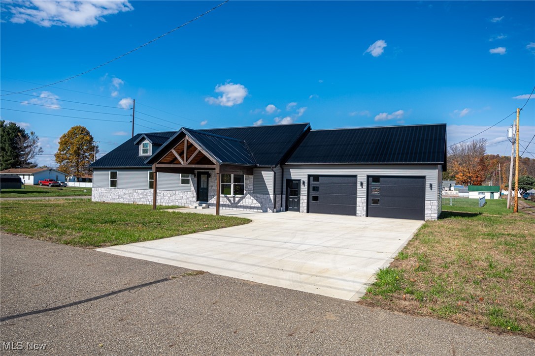 950 Beech Street Newcomerstown OH 43832