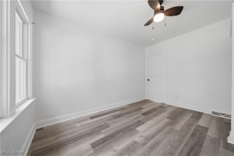 673 Harrison Avenue Akron OH 44314