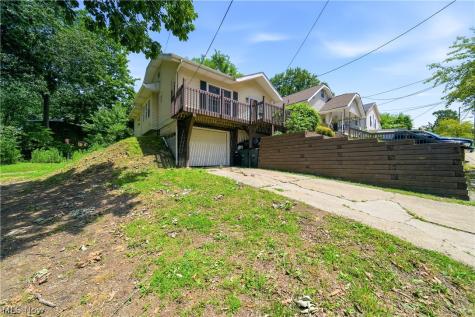 673 Harrison Avenue Akron OH 44314