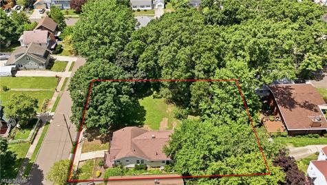 673 Harrison Avenue Akron OH 44314