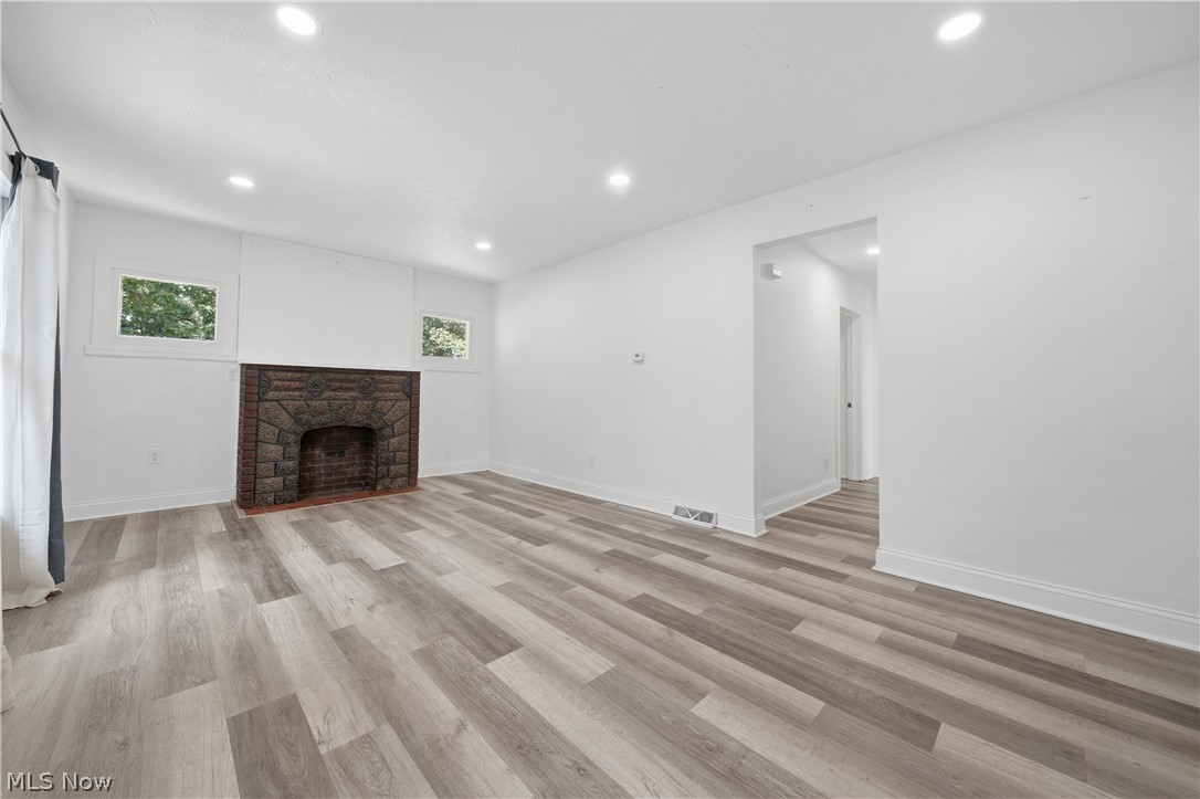 673 Harrison Avenue Akron OH 44314