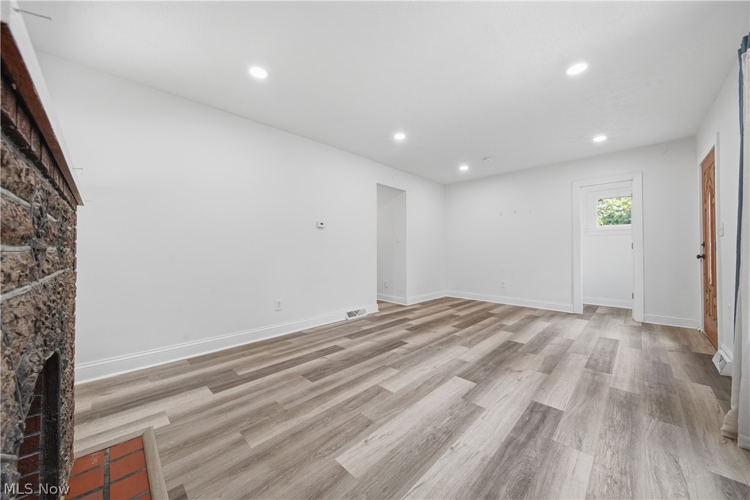 673 Harrison Avenue Akron OH 44314