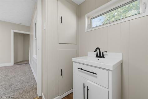 18 Edison Street Oberlin OH 44074
