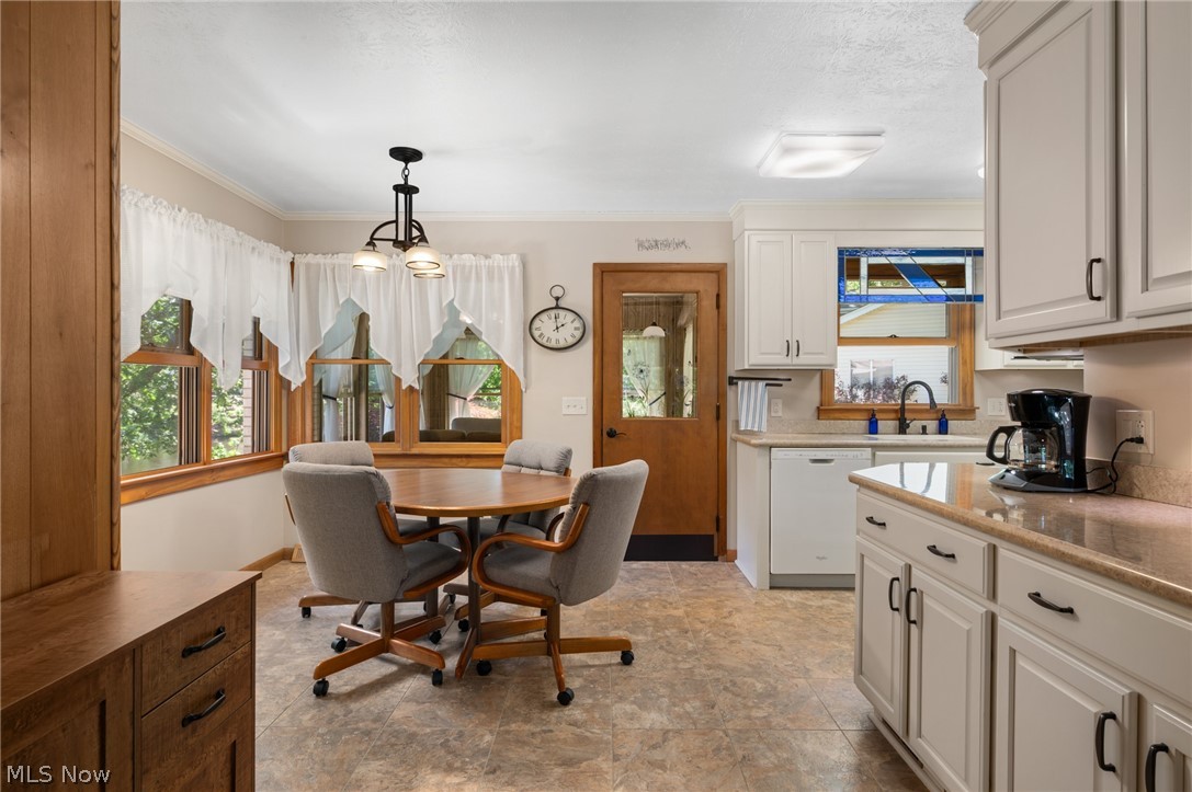 685 Sunnyside Vermilion OH 44089