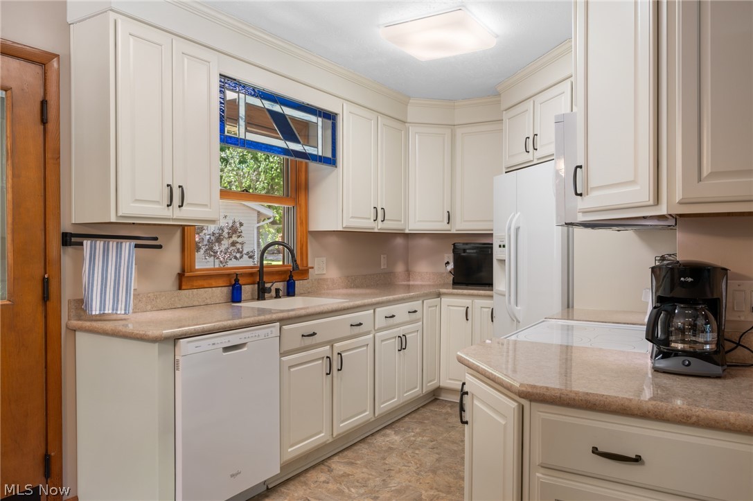 685 Sunnyside Vermilion OH 44089