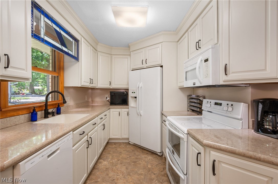 685 Sunnyside Vermilion OH 44089