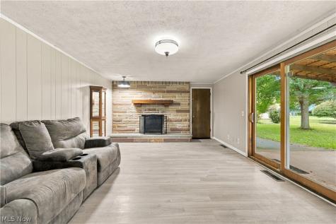 4837 Leigh Avenue NW Canton OH 44709