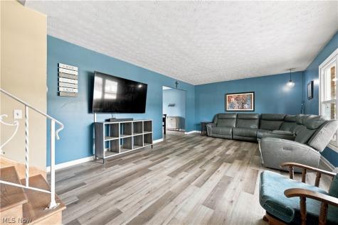 4837 Leigh Avenue NW Canton OH 44709