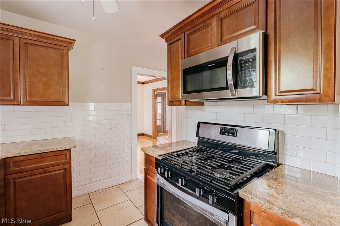 1660 Maple Road Cleveland Heights OH 44121