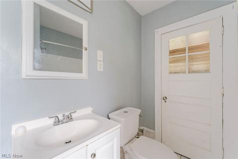 1660 Maple Road Cleveland Heights OH 44121