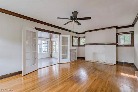1660 Maple Road Cleveland Heights OH 44121