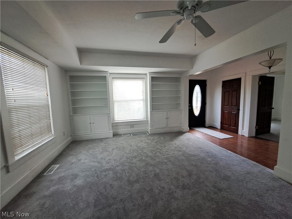 709 Mckinley Avenue Cambridge OH 43725