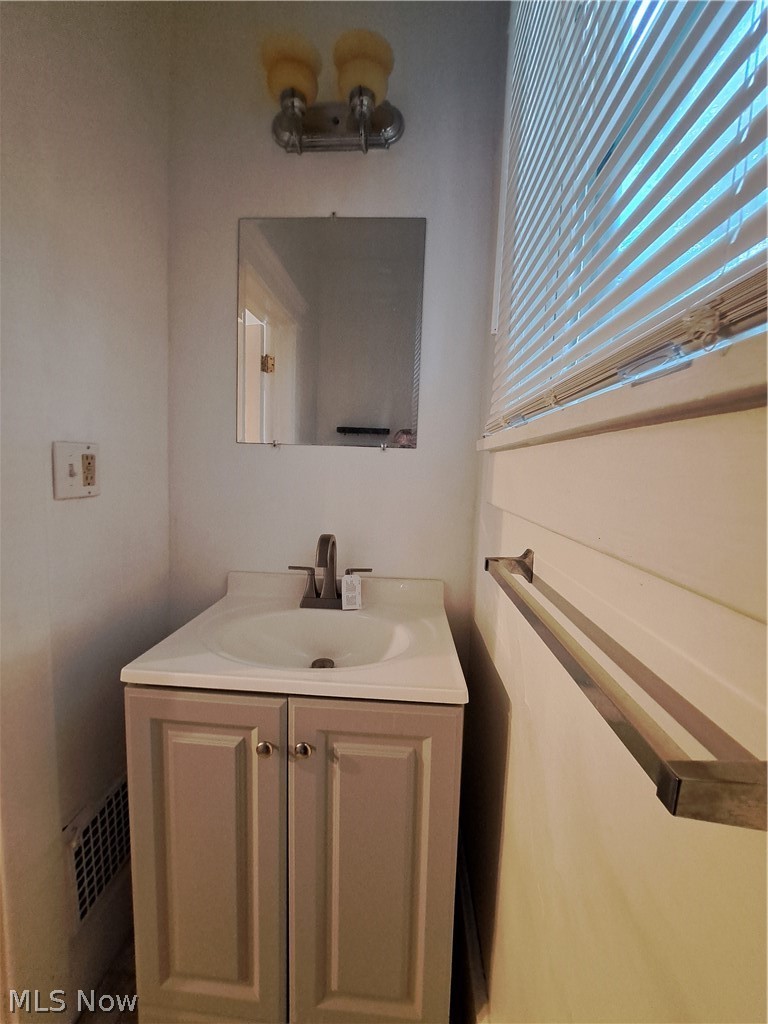 709 Mckinley Avenue Cambridge OH 43725