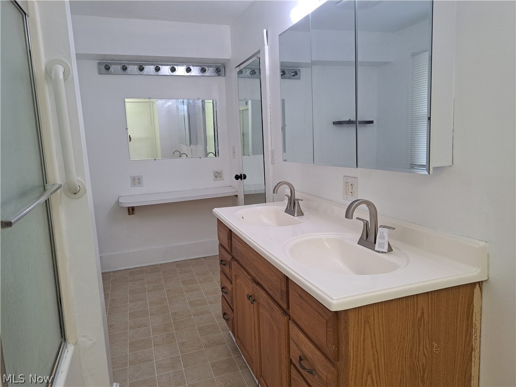 709 Mckinley Avenue Cambridge OH 43725