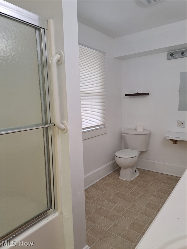 709 Mckinley Avenue Cambridge OH 43725