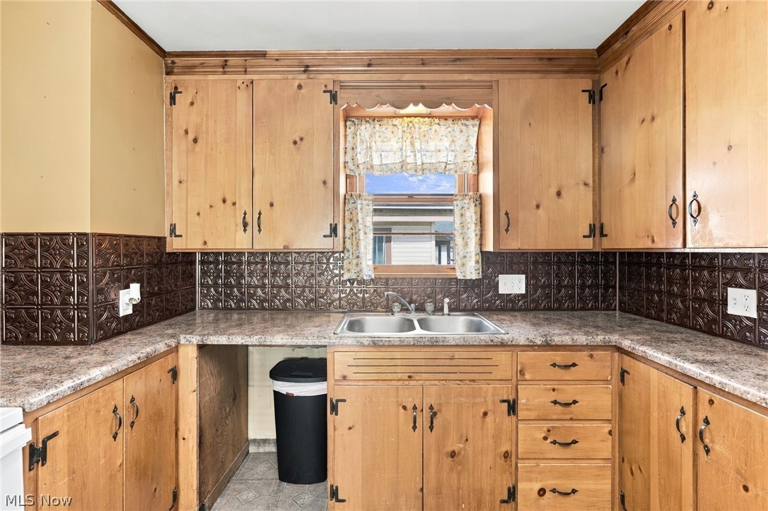 816 N 12th Street Cambridge OH 43725