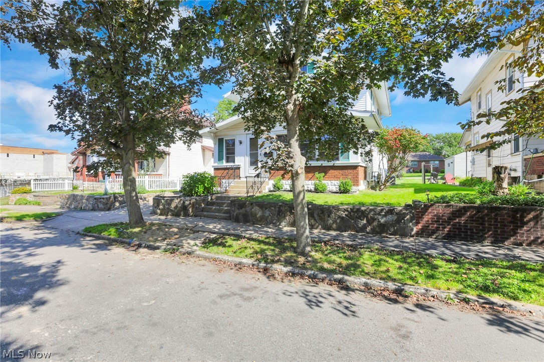816 N 12th Street Cambridge OH 43725