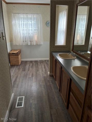 63 Parkway Drive Olmsted Twp OH 44138