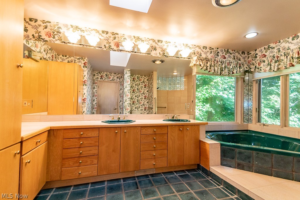 4774 Sherwin Road Kirtland OH 44094