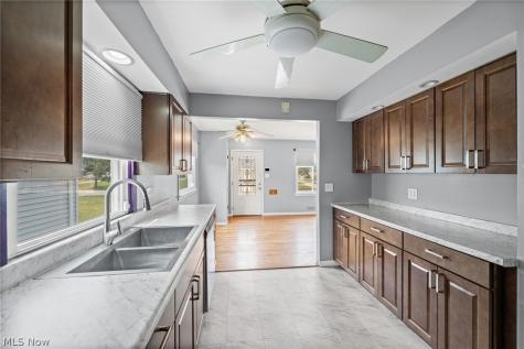 260 Deborah Lane Bedford OH 44146