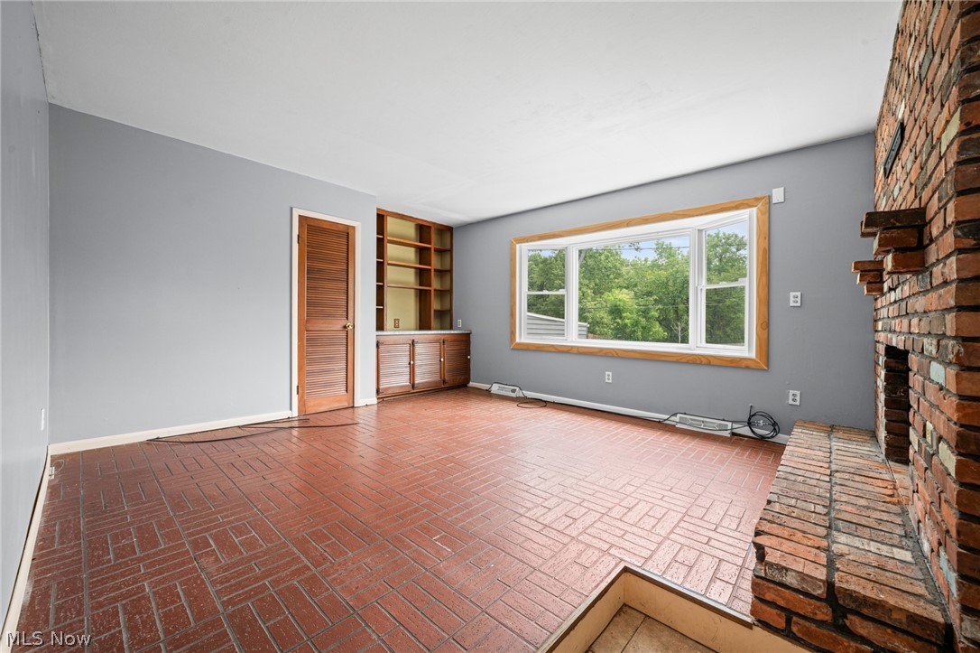 260 Deborah Lane Bedford OH 44146