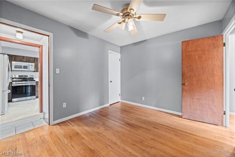 260 Deborah Lane Bedford OH 44146