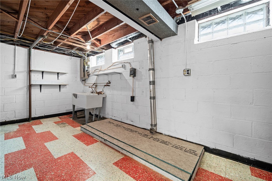 260 Deborah Lane Bedford OH 44146